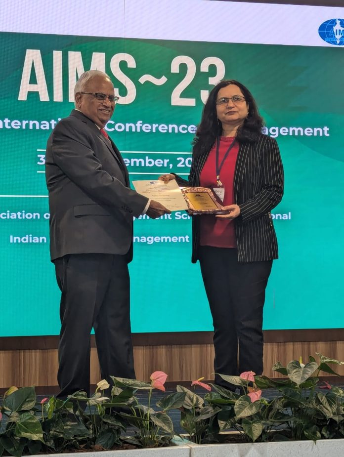 NMIMS SBM Mumbai faculty Dr Ashu Sharma honoured at AIMS International Conference 2025