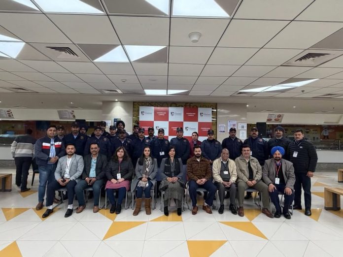 Campus Director honors NMIMS Chandigarh’s Administration, Housekeeping & Security teams.