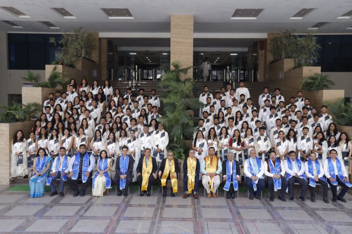 Graduates at NMIMS Navi Mumbai’s 8th SBM Convocation 2026 celebrate academic excellence and future-ready careers.
